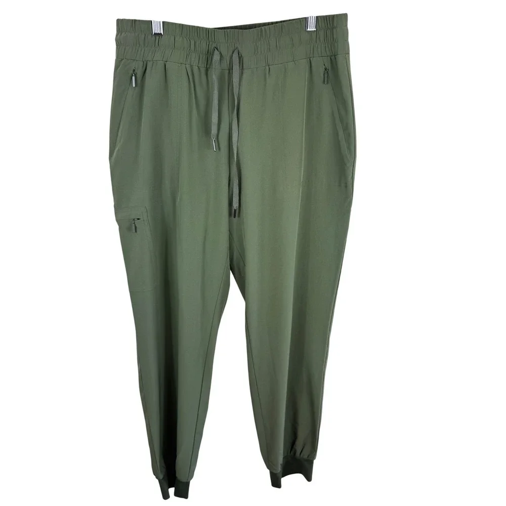 Chicos Zenergy Womens Olive Green Cargo Joggers Size 1 Medium 5 Zip Pockets
